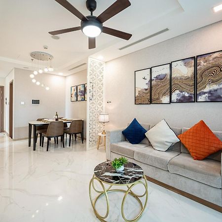 Urban Heights Rentals Landmark 81 Ho Chi Minh City Exterior photo