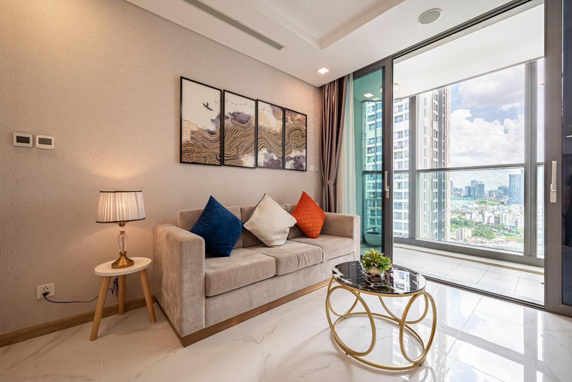 Urban Heights Rentals Landmark 81 Ho Chi Minh City Exterior photo