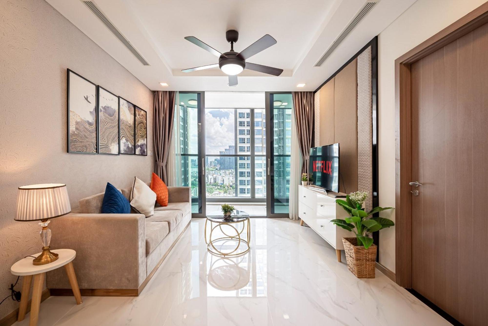 Urban Heights Rentals Landmark 81 Ho Chi Minh City Exterior photo
