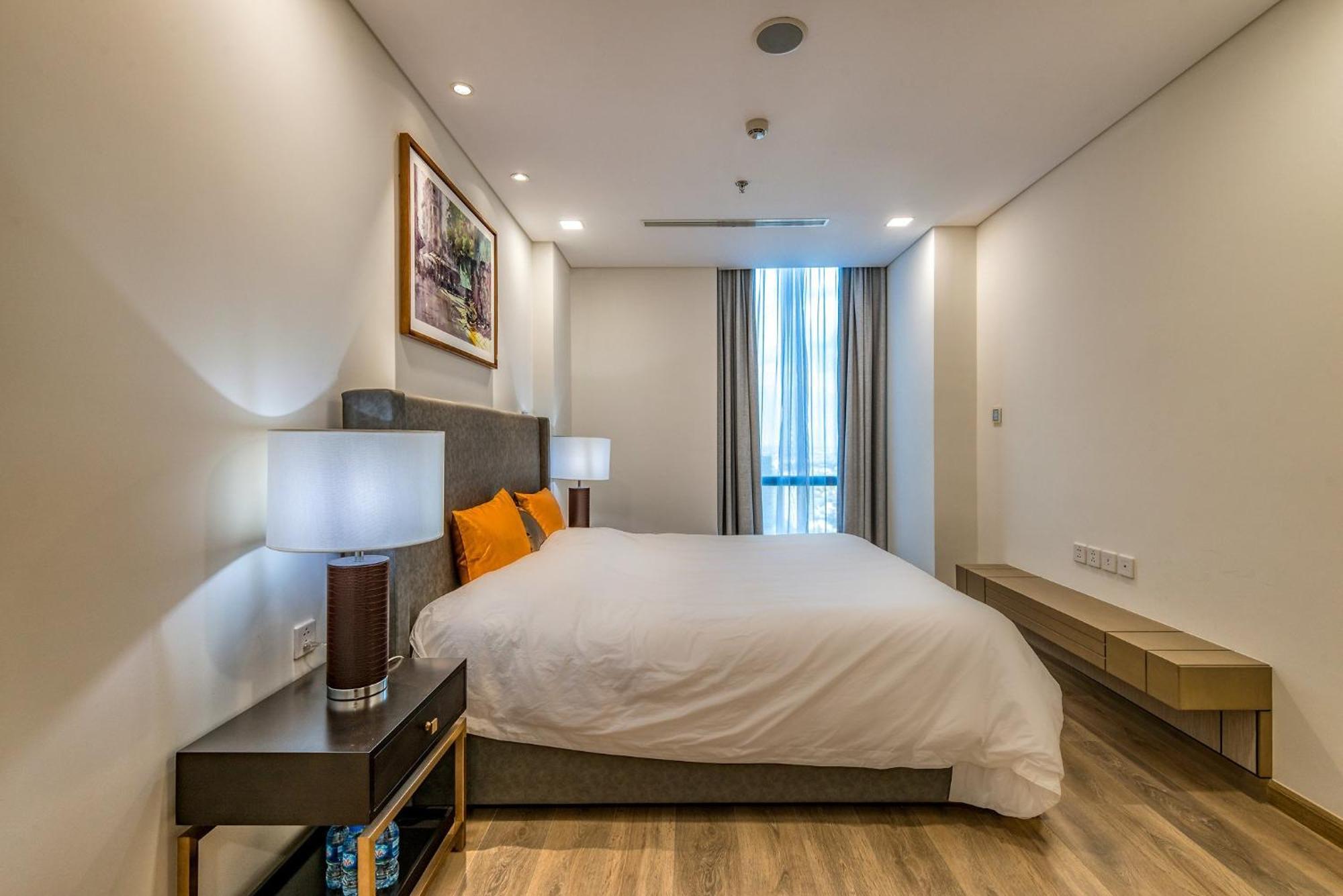 Urban Heights Rentals Landmark 81 Ho Chi Minh City Exterior photo