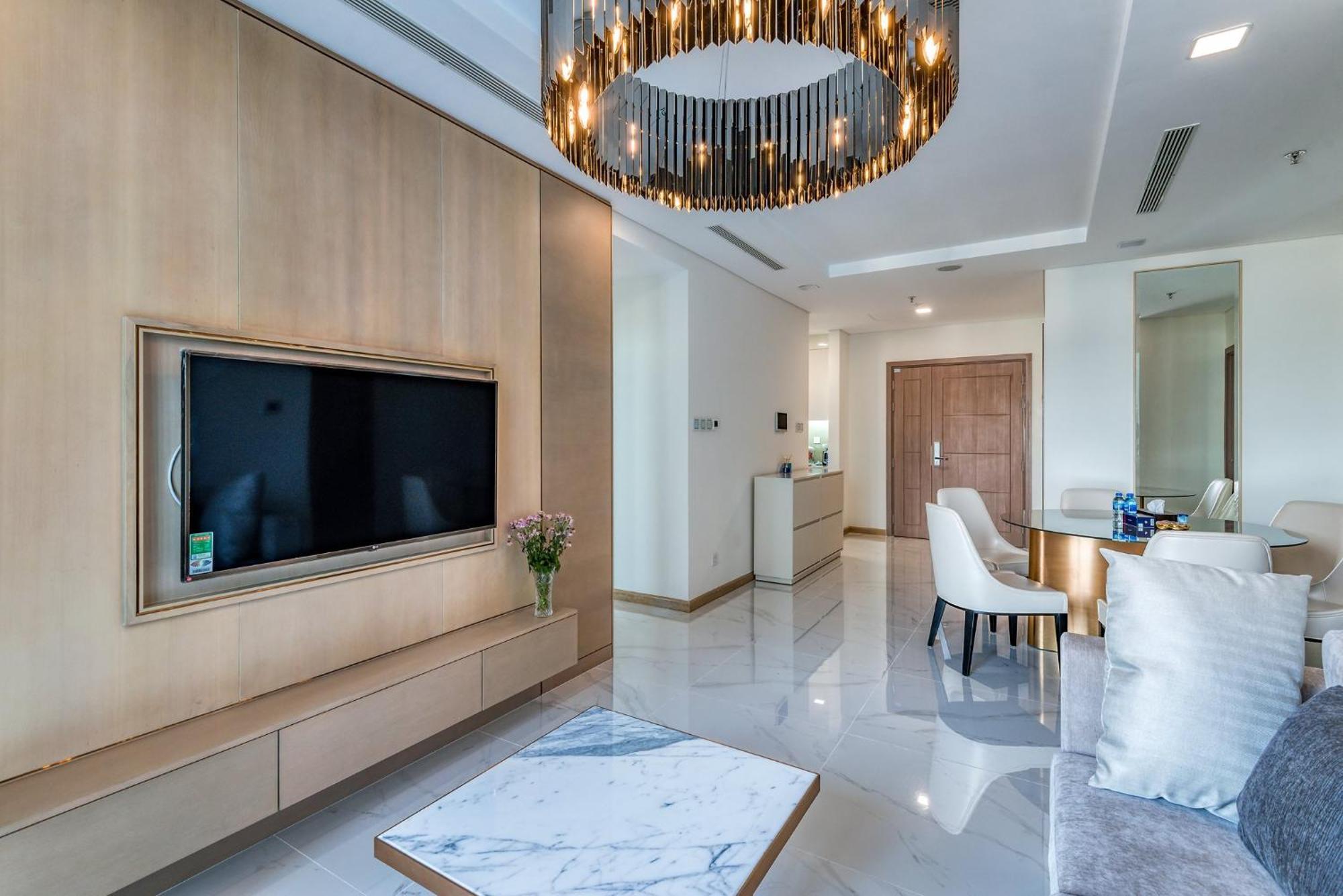 Urban Heights Rentals Landmark 81 Ho Chi Minh City Exterior photo